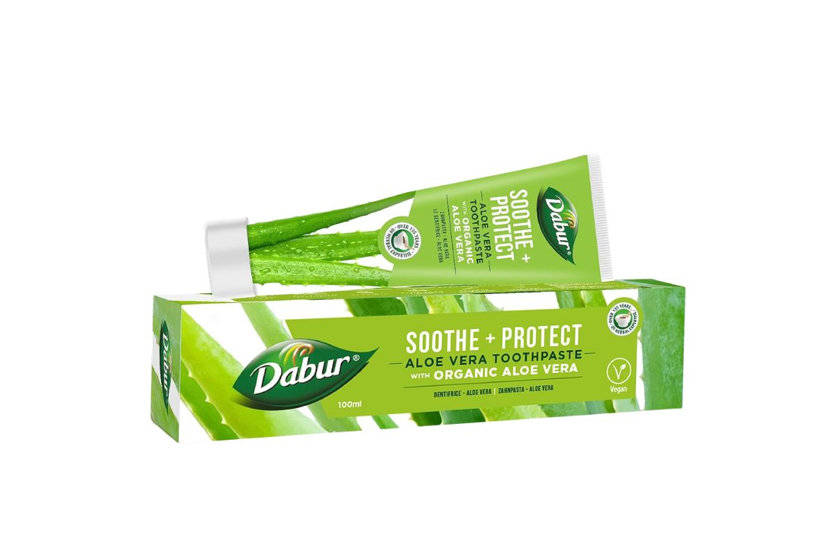 Dabur Aloe Vera Toothpaste
