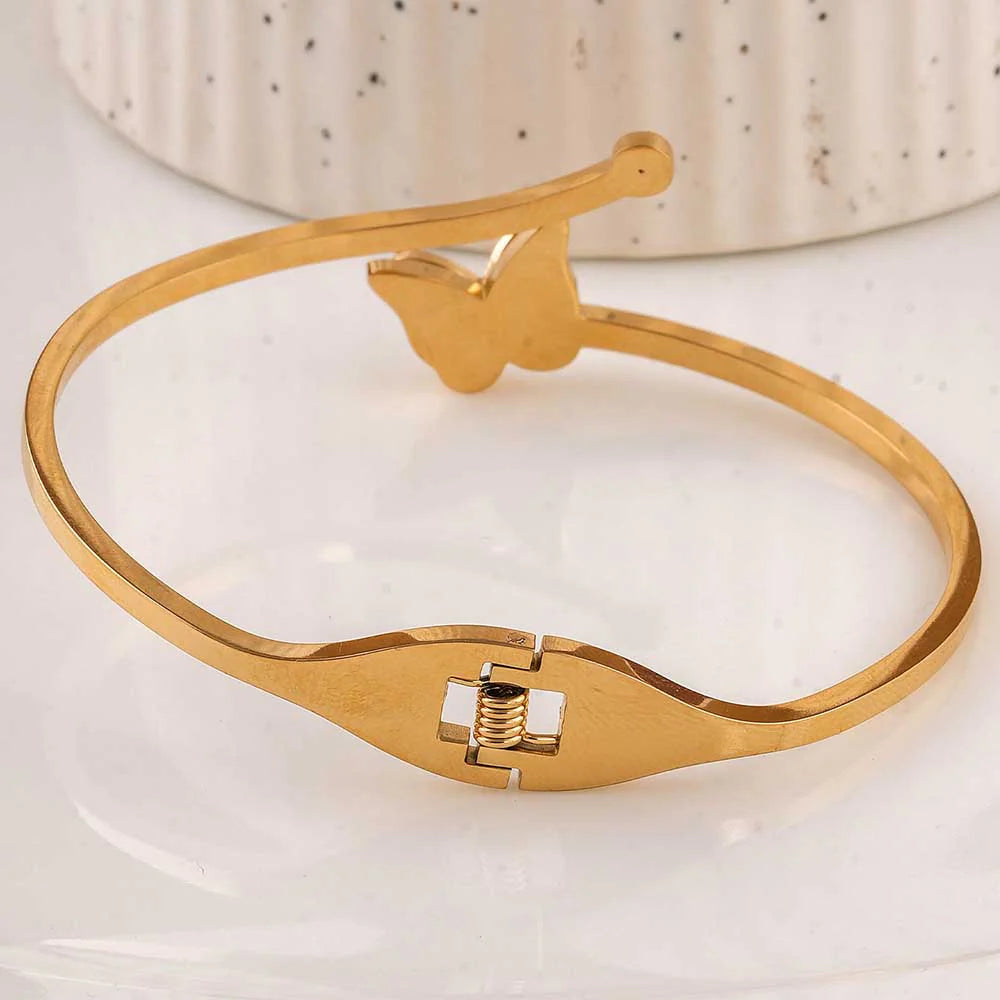 Butterfly Radiance Gold Bracelet image