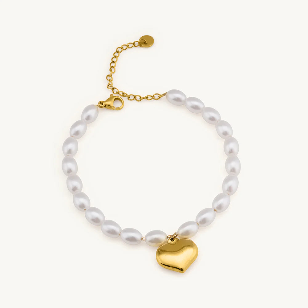 Romantic Pearl and Gold Bracelet image