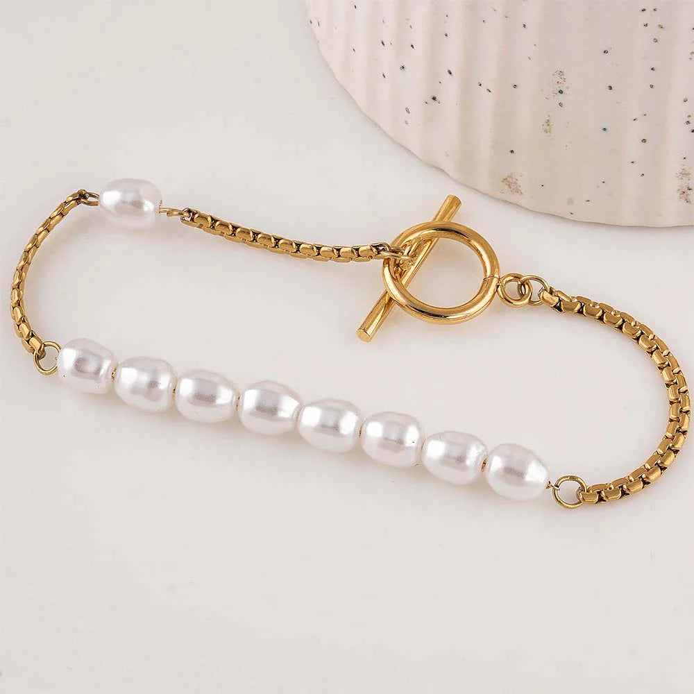 The Pearl Cascade Link Bracelet image